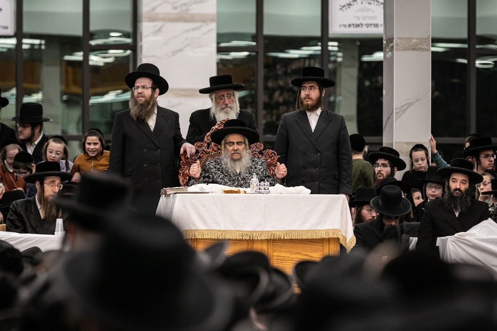 הדולרים נערמו בקערה: כך ציינו את 'פורים קטן' בסאטמר