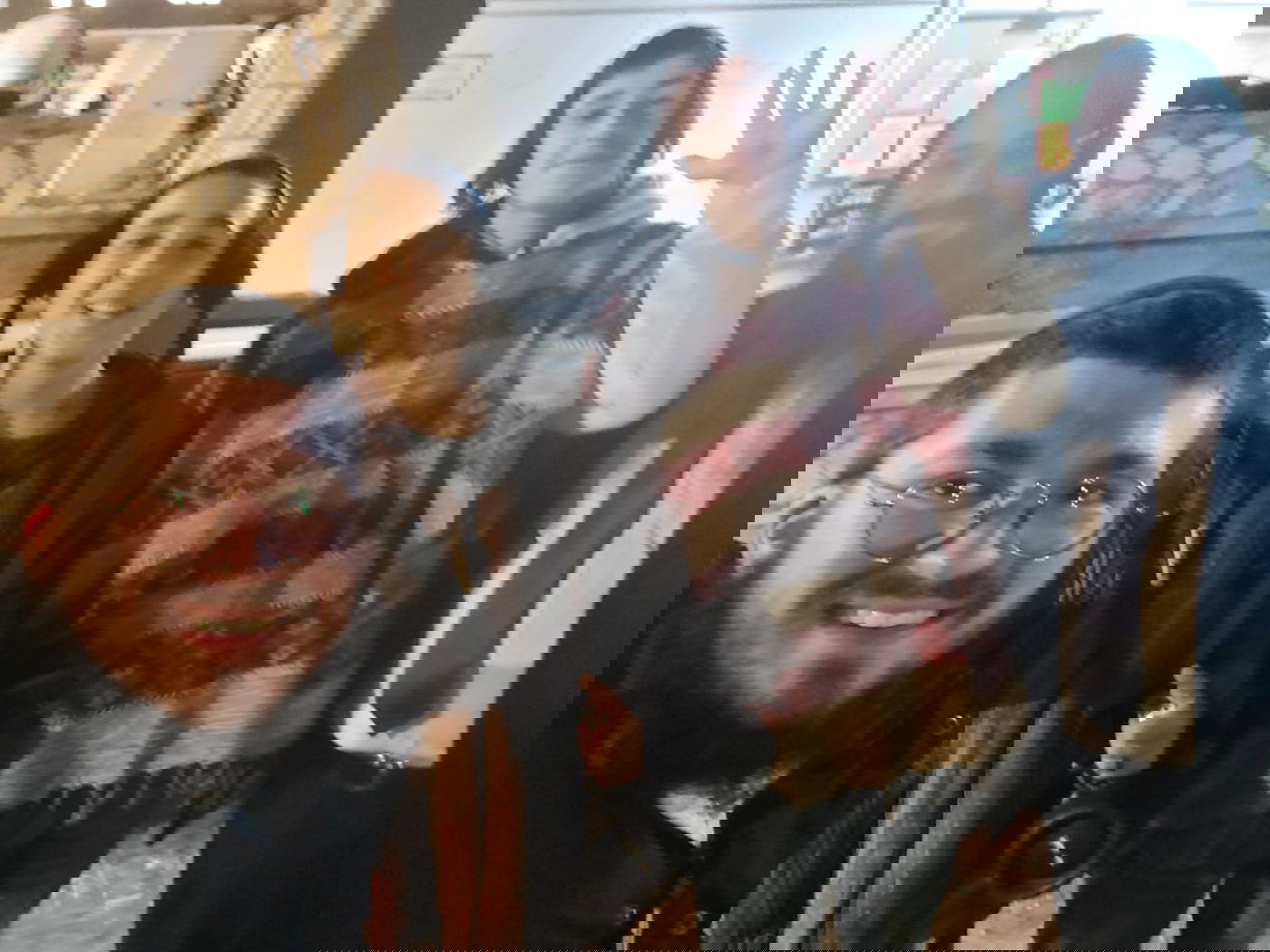 הרב הררי, הבחורים היקרים וכותב השורות