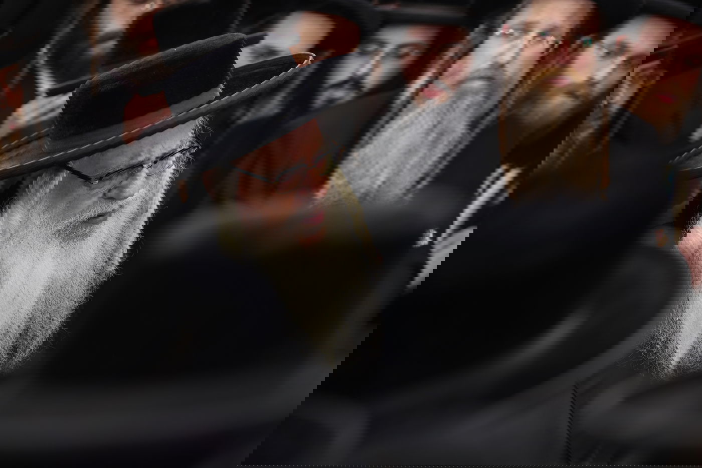 לקראת החתונה: הרבי מצאנז התפלל בציון הרשב"י