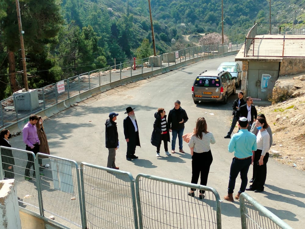 לאחר המינוי: חברי וועדת החקירה הממלכתית ביקרו במירון