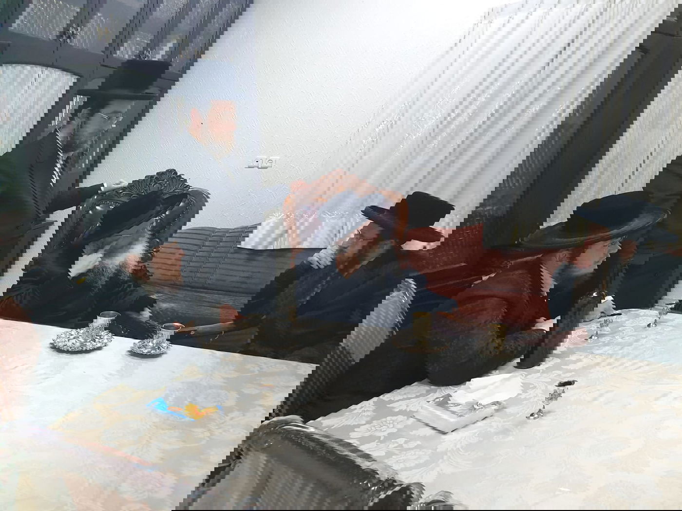 הרבי מקרעטשניף קרית גת ביקר את אחיו שבירך את ה'הויז בחור'