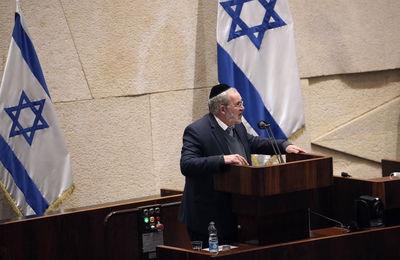 למען החרדים: האם מענק העבודה יינתן מגיל 21?