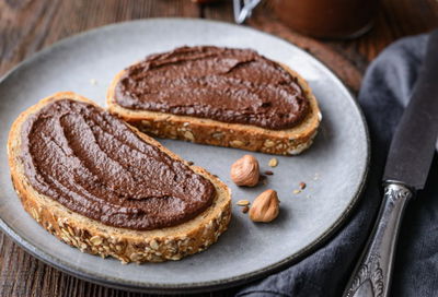 נוטלה פרווה - ממרח אגוזים וקקאו טבעוני