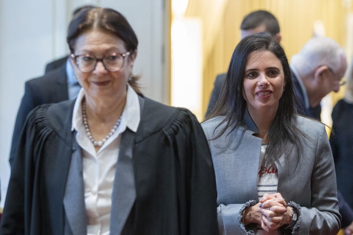 שוב נכשלה, שקד והמנצחת חיות