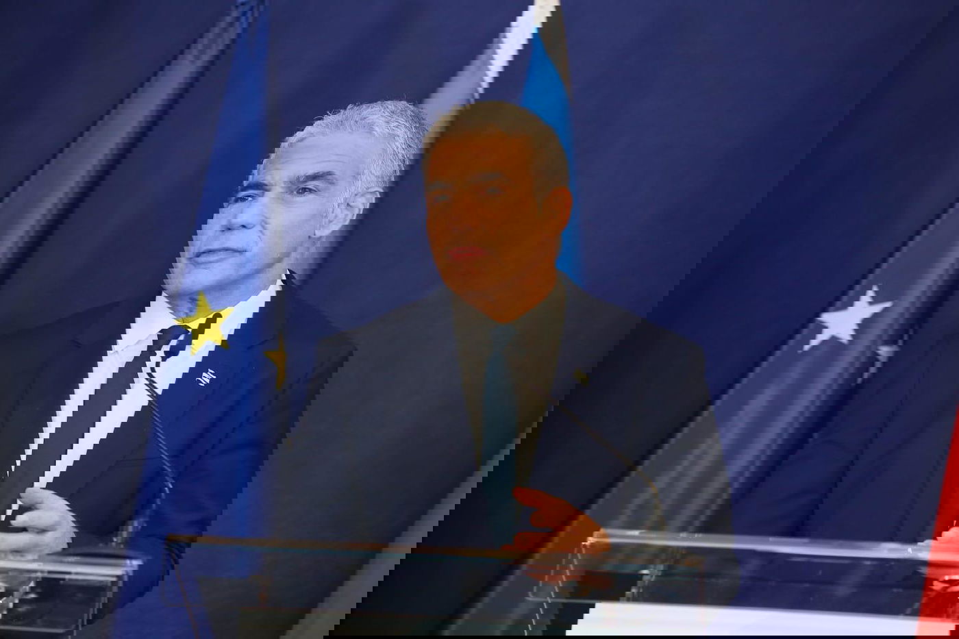 שר החוץ יאיר לפיד