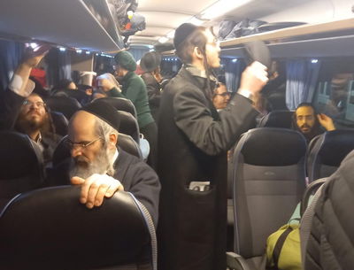 ההימלטות מאומןן, הערב