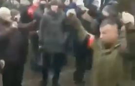 החיילים נכנעים