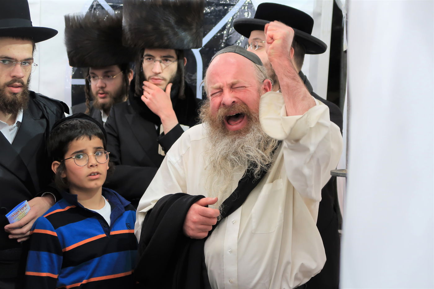 המונים בהילולת הרה"ק רבי אברהם גרשון מקיטוב זיע"א