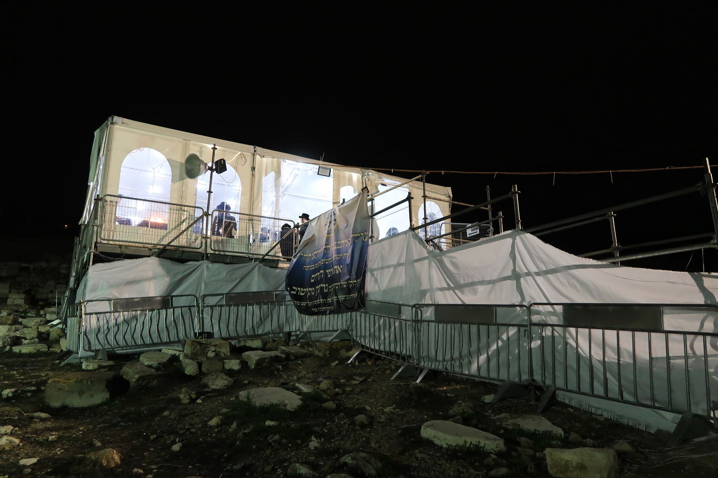 המונים בהילולת הרה"ק רבי אברהם גרשון מקיטוב זיע"א