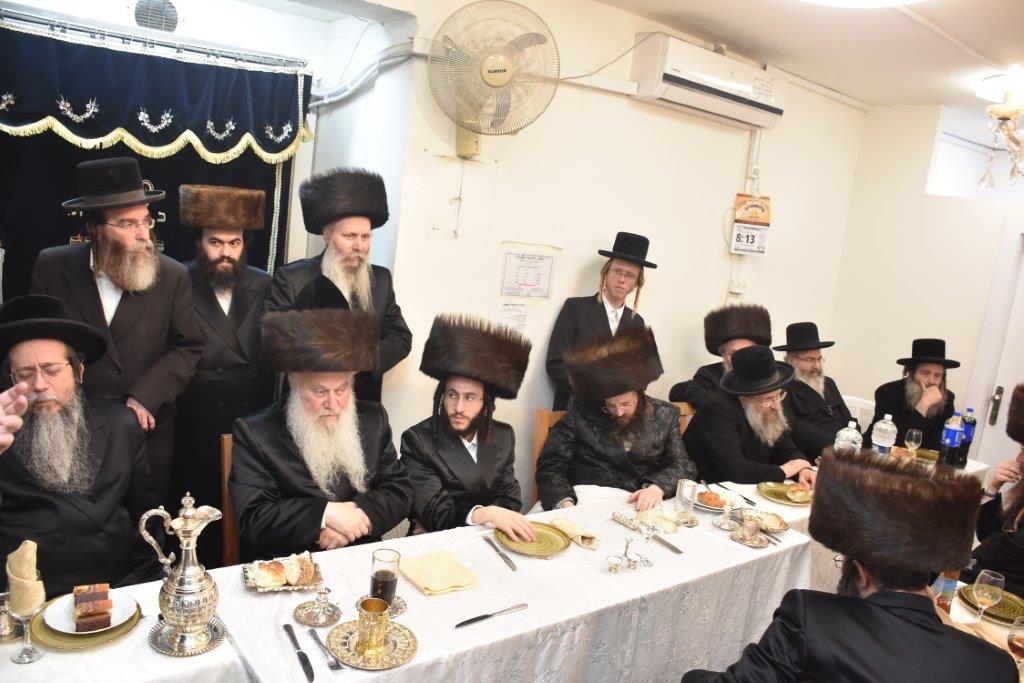 בחצר הקודש וואסלוי חגגו 'שבע ברכות' מרכזית לנכד הרבי