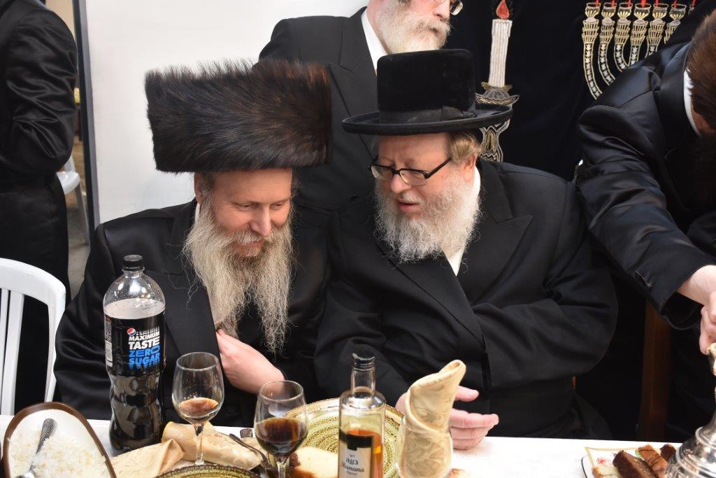 בחצר הקודש וואסלוי חגגו 'שבע ברכות' מרכזית לנכד הרבי