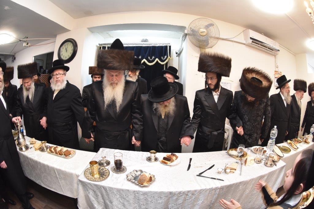 בחצר הקודש וואסלוי חגגו 'שבע ברכות' מרכזית לנכד הרבי