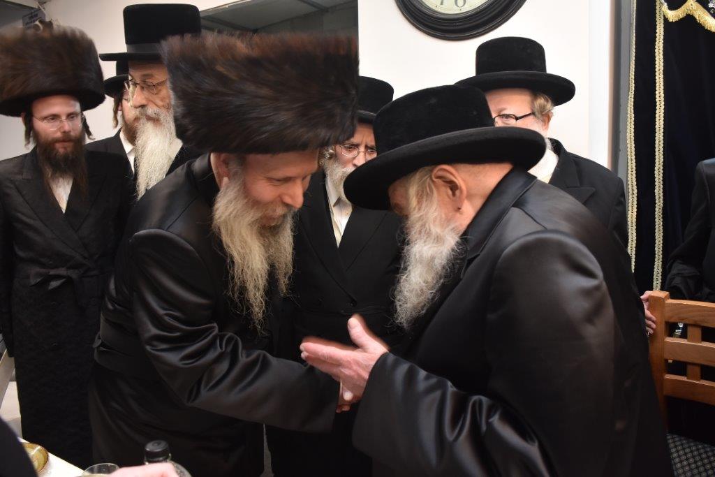 בחצר הקודש וואסלוי חגגו 'שבע ברכות' מרכזית לנכד הרבי