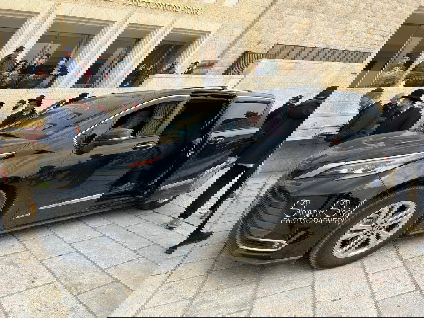 האדמו"ר מגור הגיע לכותל והתפלל על יהודי אוקראינה