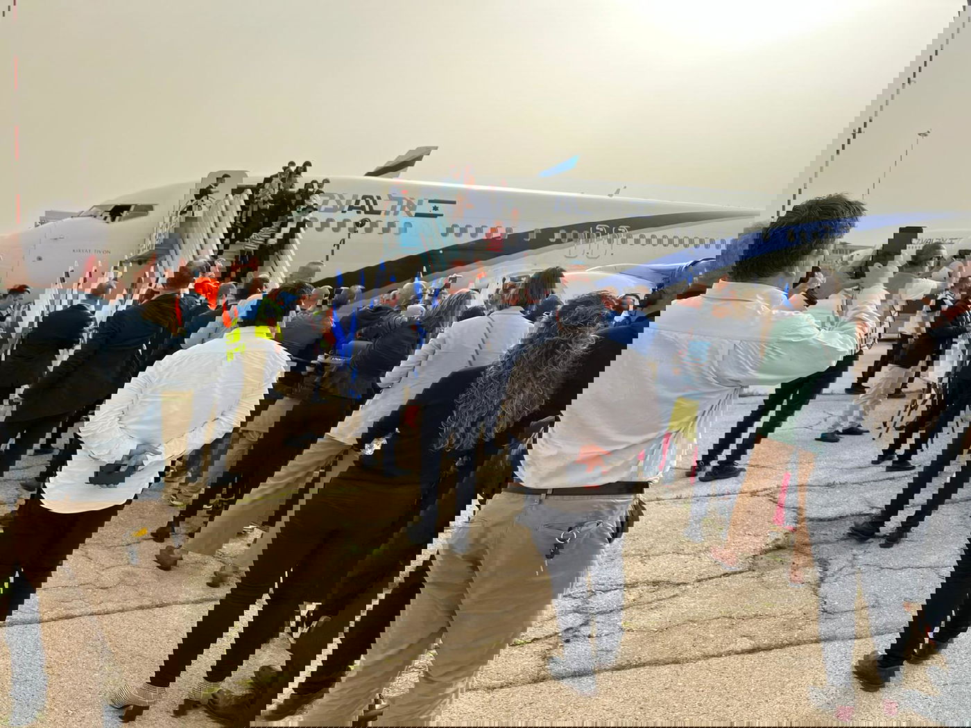 מלב ההפגזות: ניצולי 'בית הילדים' של חב"ד נחתו בישראל