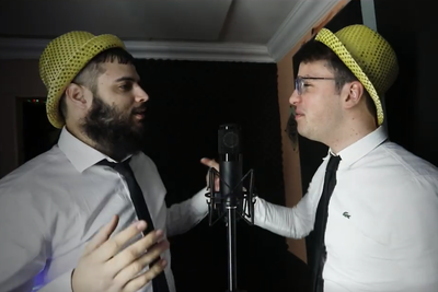 דוידי נחשון ואבי ריימי במחרוזת פורים מקפיצה: "פורימיקס"