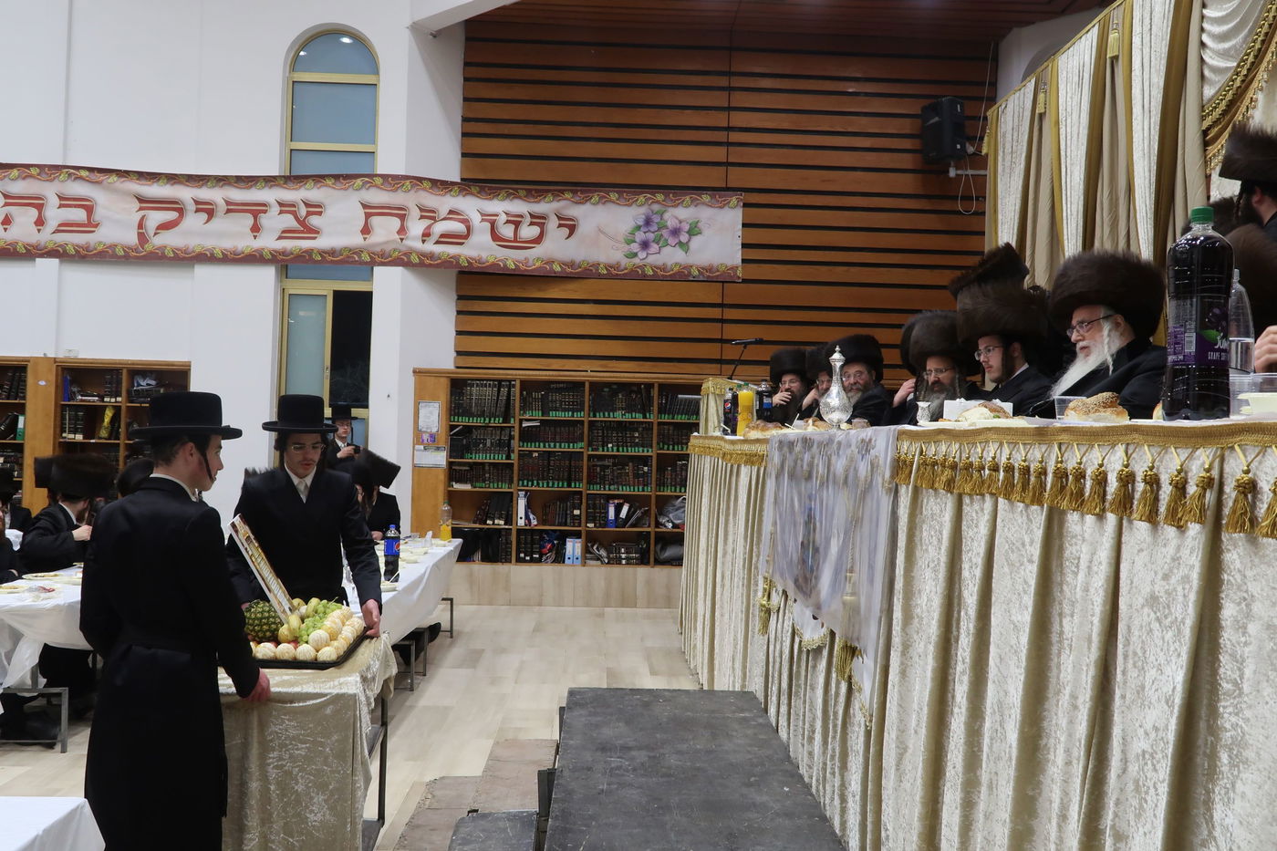 תיעוד מסכם: שמחות השבע ברכות לנכדת הרבי מצאנז