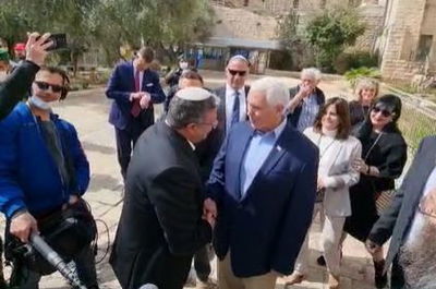 מייק פנס עם בן גביר