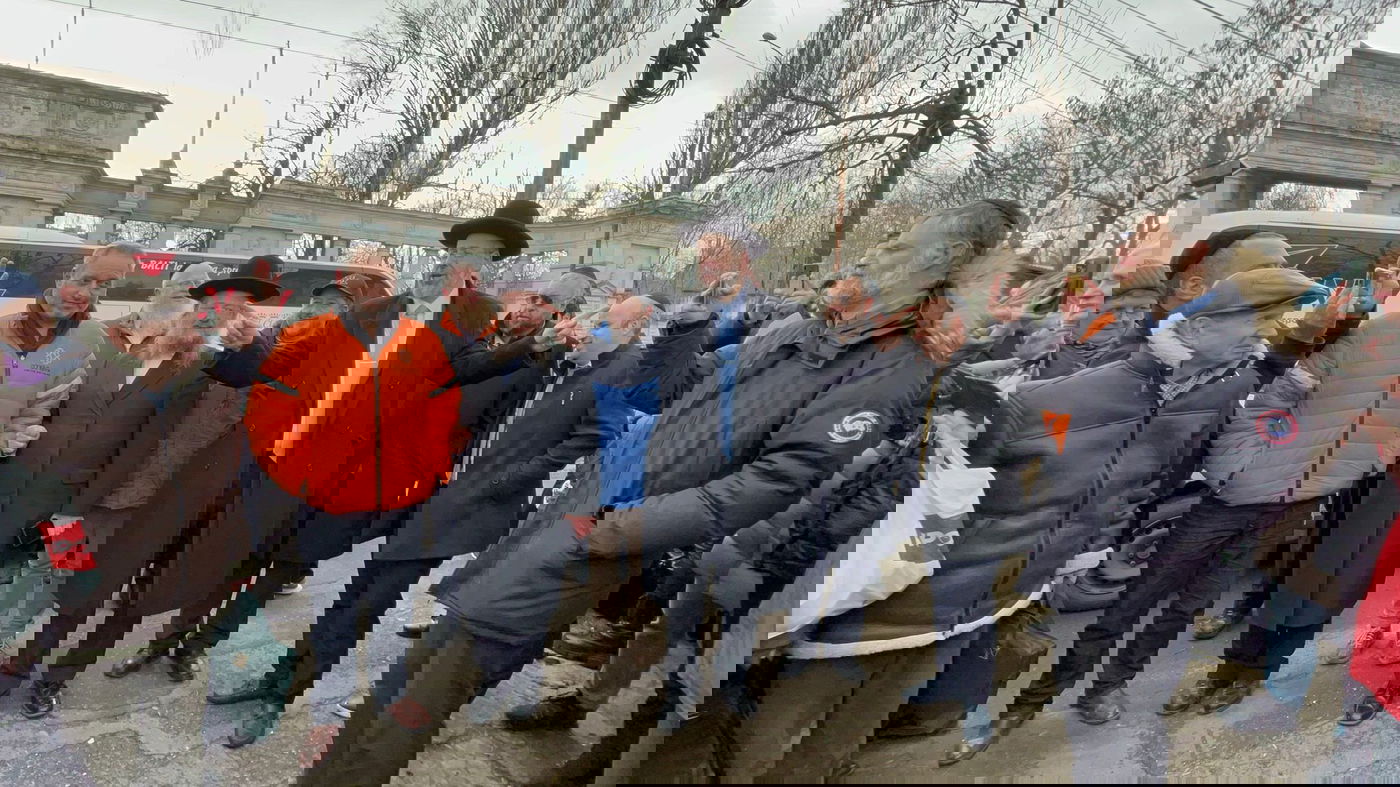 הרב הראשי הגיע לבקר את הפליטים מאוקראינה