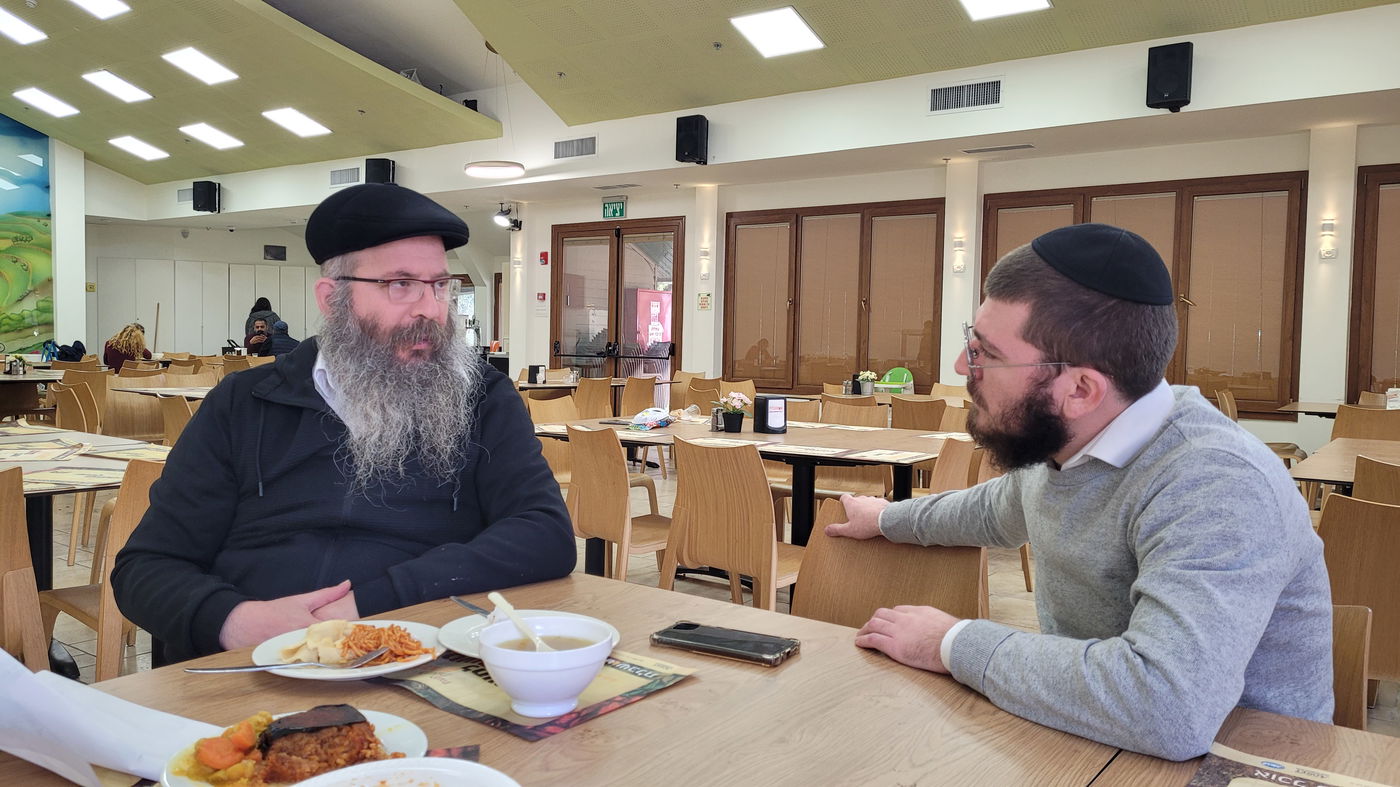 עזבנו עשרים שנה של עשייה. הרב רובין בריאיון