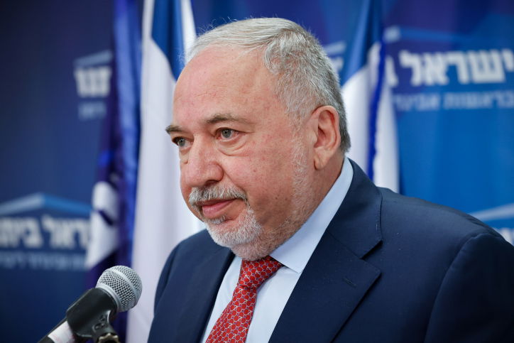 בעורמה: ליברמן יכריז על ביטול מכסי הייבוא של פירות וירקות