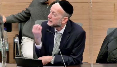 אורי מקלב בדיון