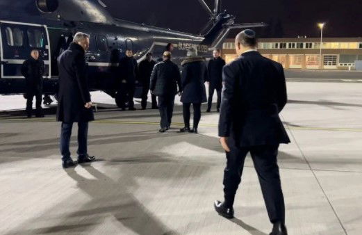 בנט בנסיעתו לגרמניה, החודש