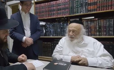 ראש הישיבה עם הרב וינפלד