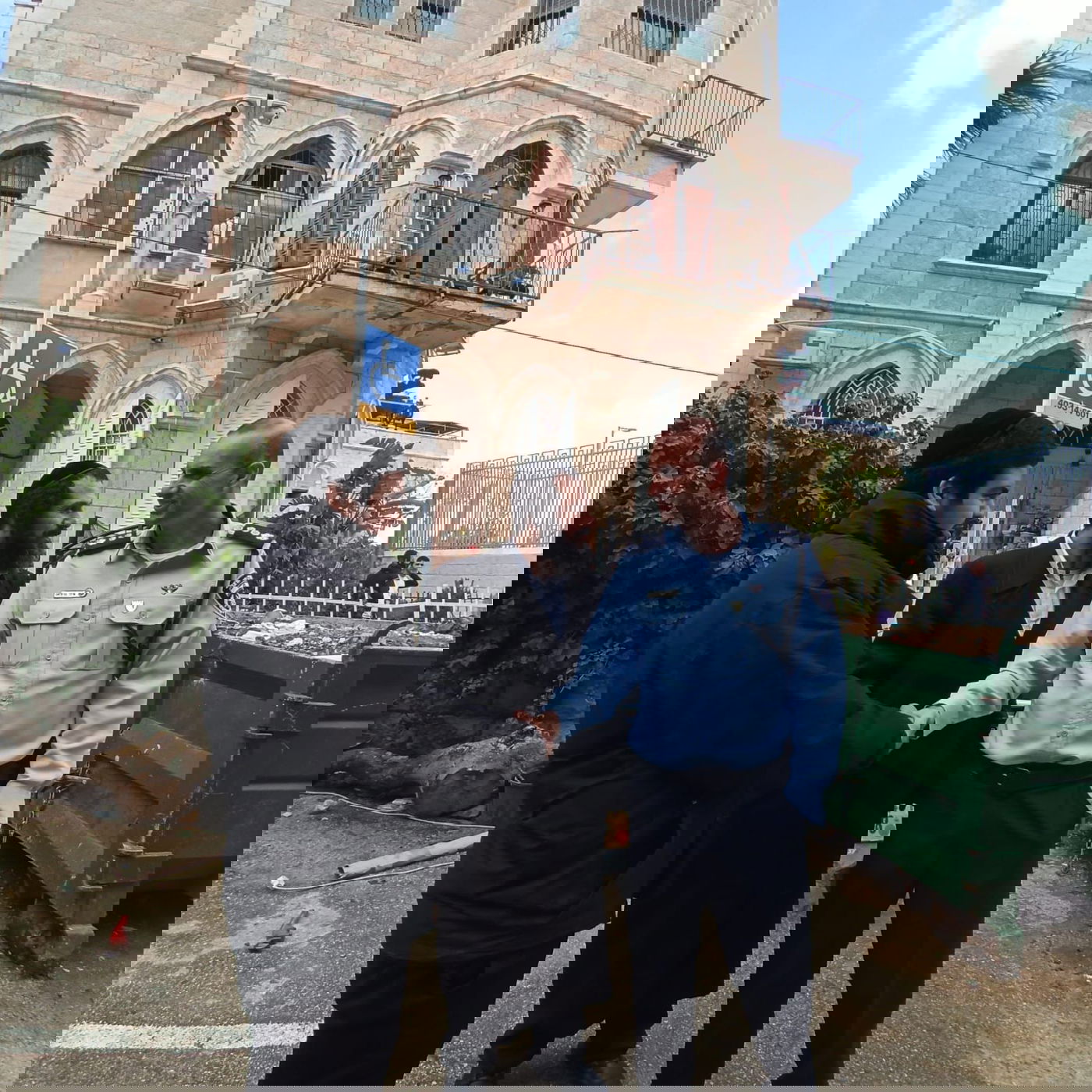 הקצין שסטר וזוכה התפייס עם הילד החרדי