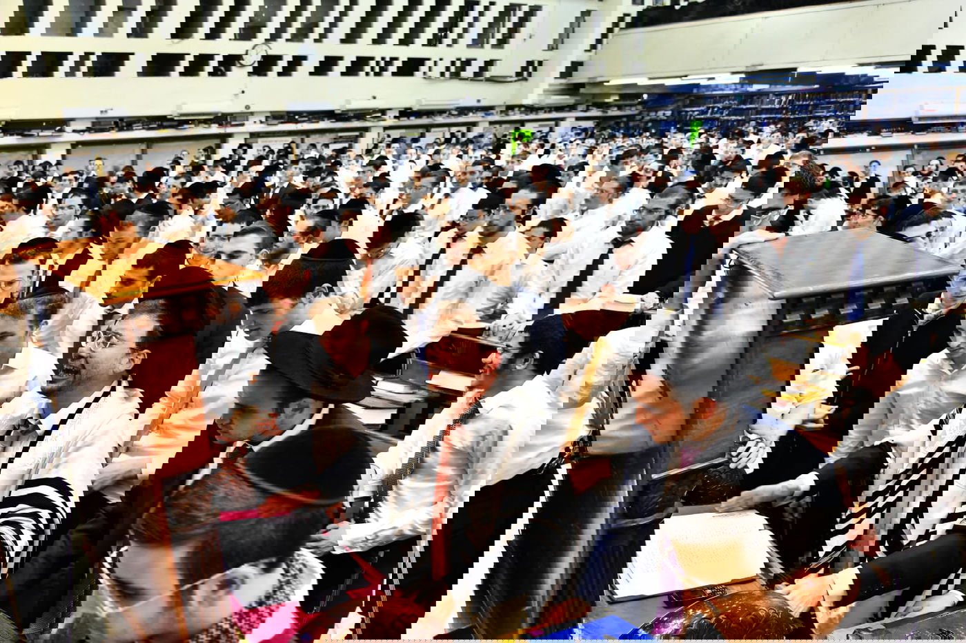 בהוראת רה"י: הבחורים נשארו ללמוד • צפו