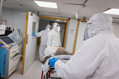 גל שישי בפתח? עלייה באחוז הנדבקים במרכזי הערים