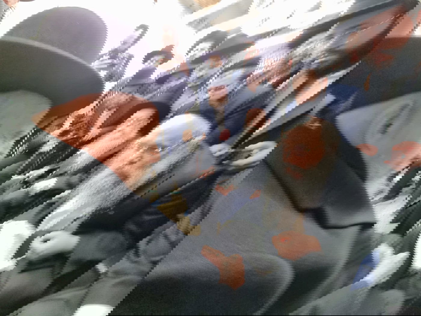 8 דפים ביום? הגר"ג אדלשטיין ניחם את בניו של שר התורה