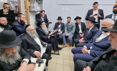 בני גנץ ניחם: "זכיתי לפגוש איש שכולו רק תורה"