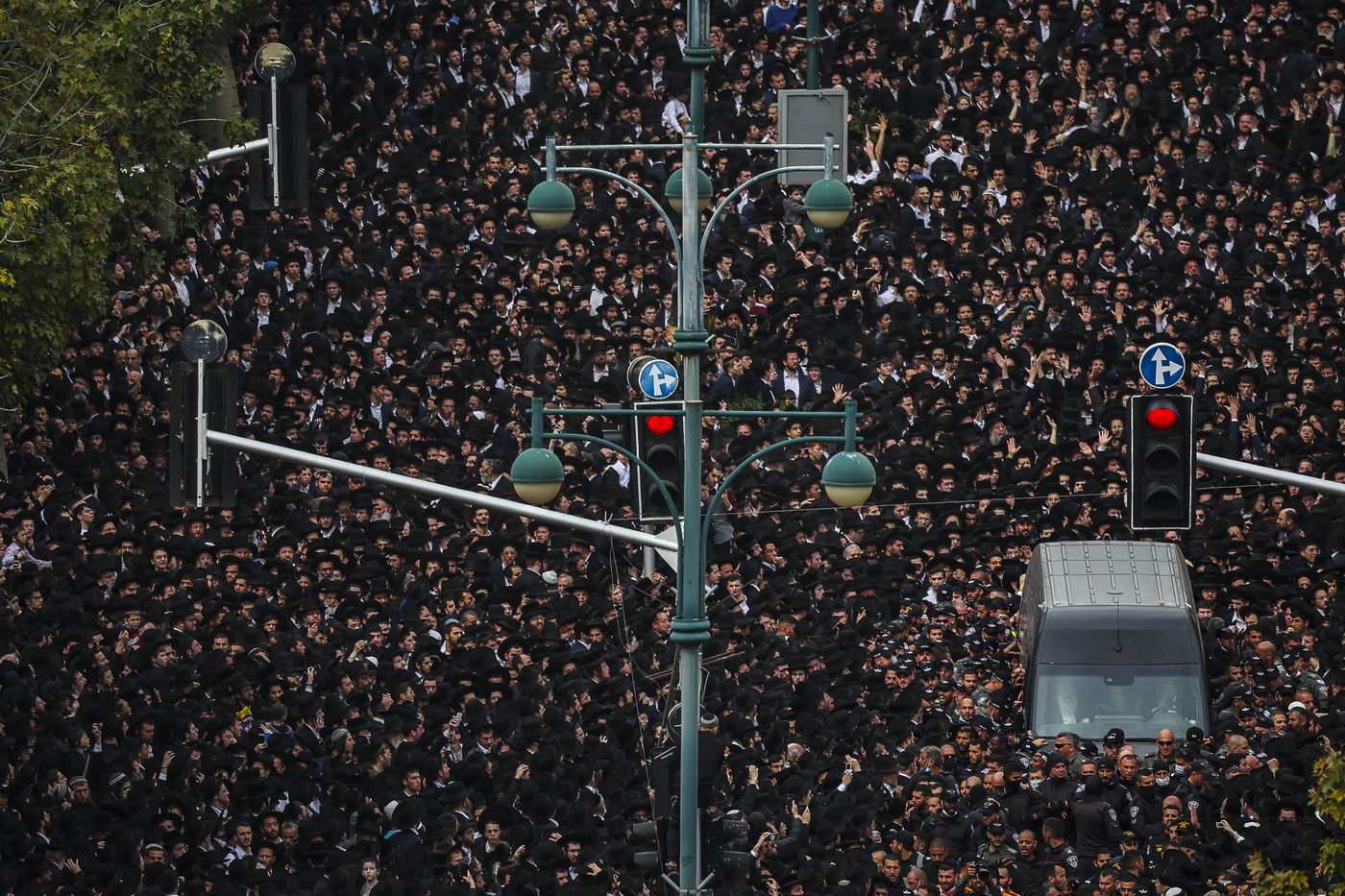 מהפטירה ועד הקבורה - ב-182 תמונות • צפו