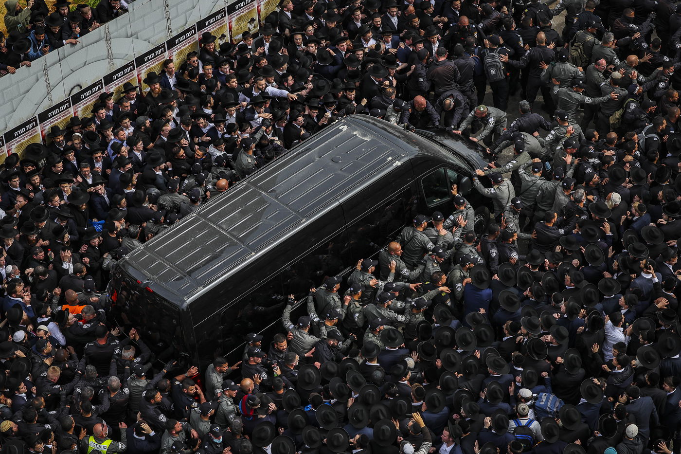 מהפטירה ועד הקבורה - ב-182 תמונות • צפו