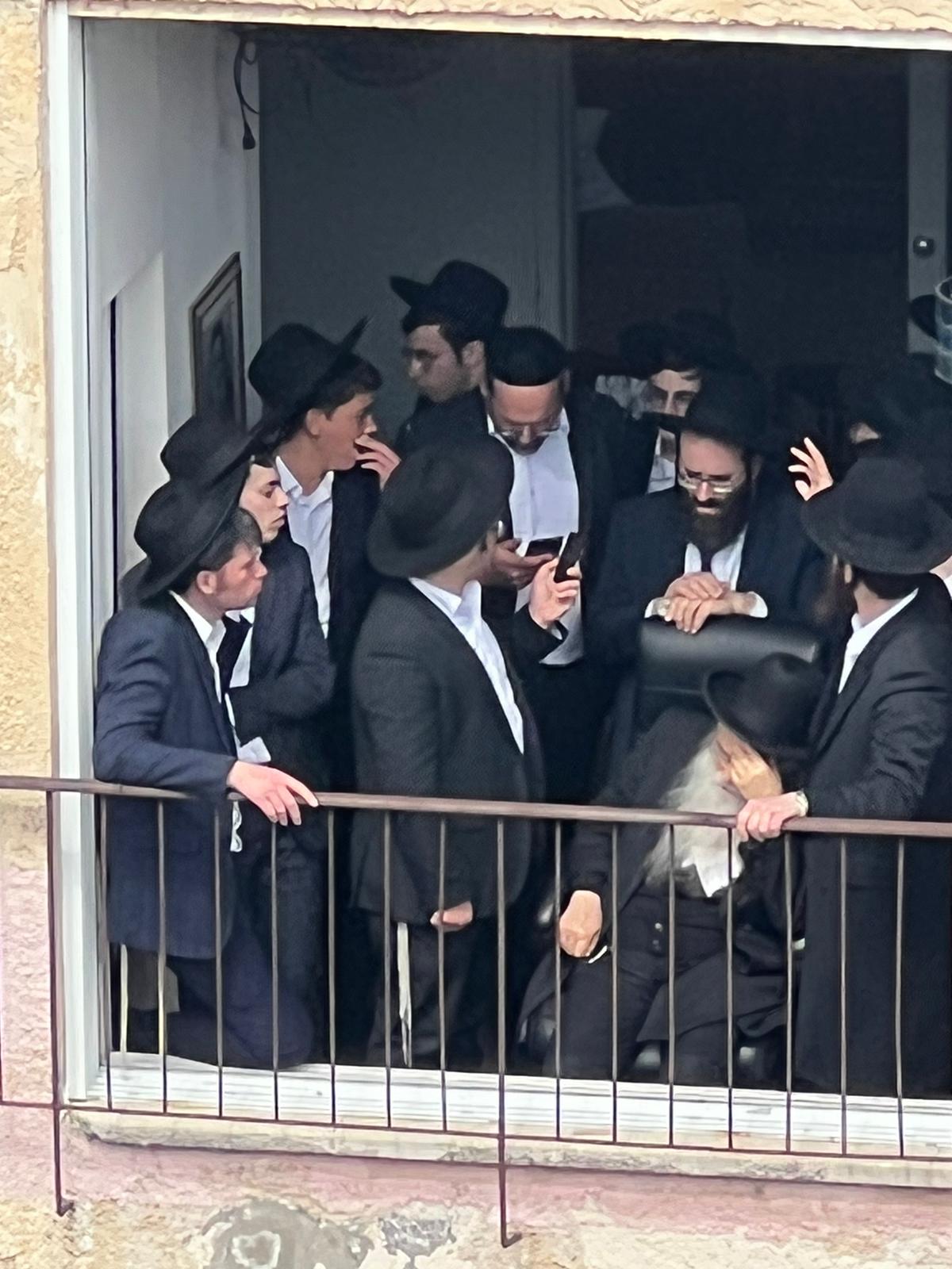 כשהחברותא של הגר"ח עשרות שנים - עשה 'קריעה' • צפו