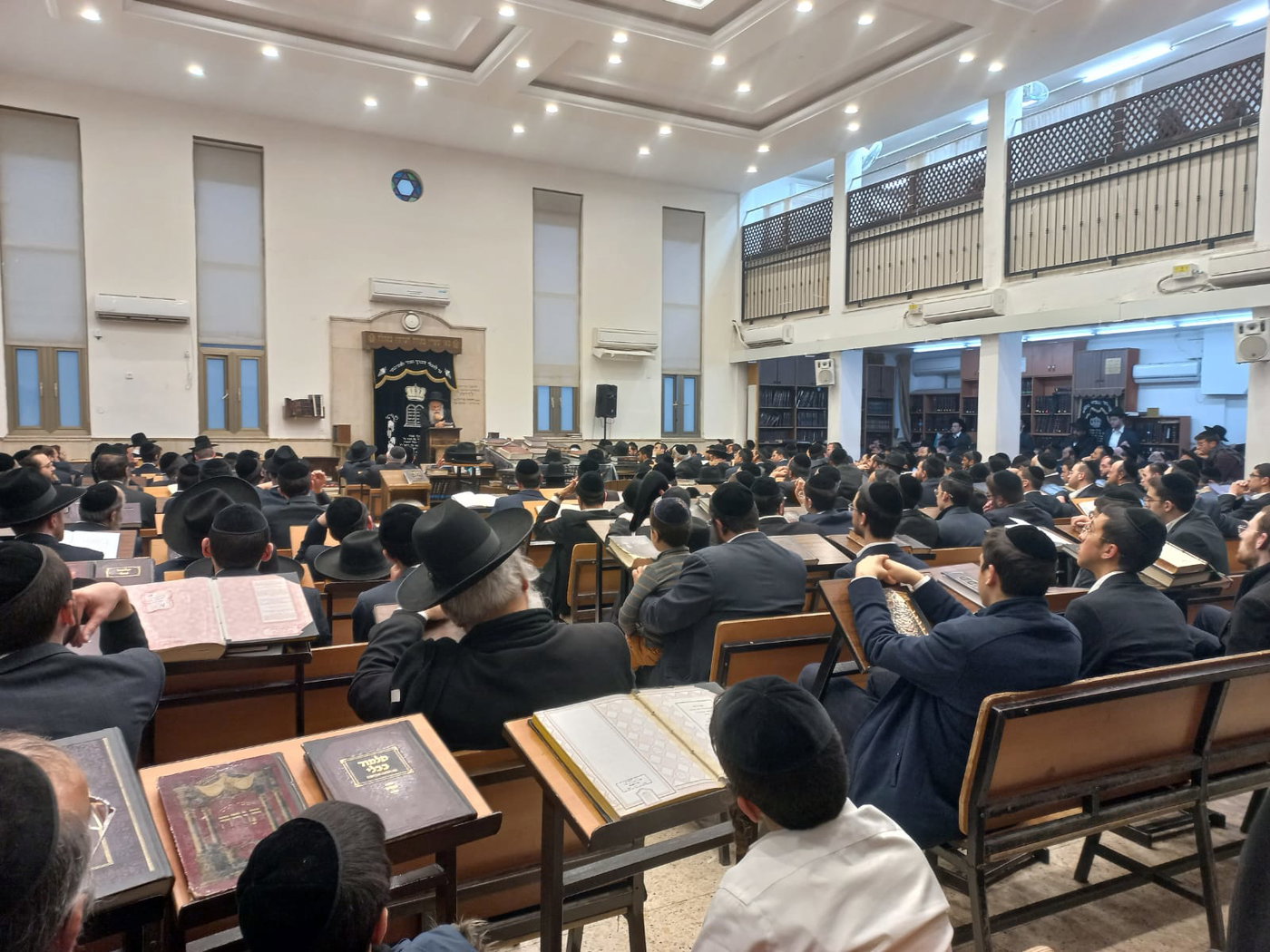 כשהחברותא של הגר"ח עשרות שנים - עשה 'קריעה' • צפו
