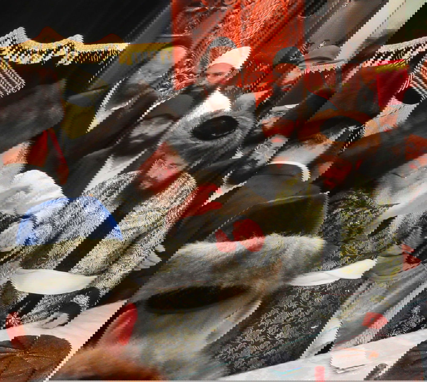 האדמו"ר רקד על השולחן; פורים בקרעטשניף קרית גת