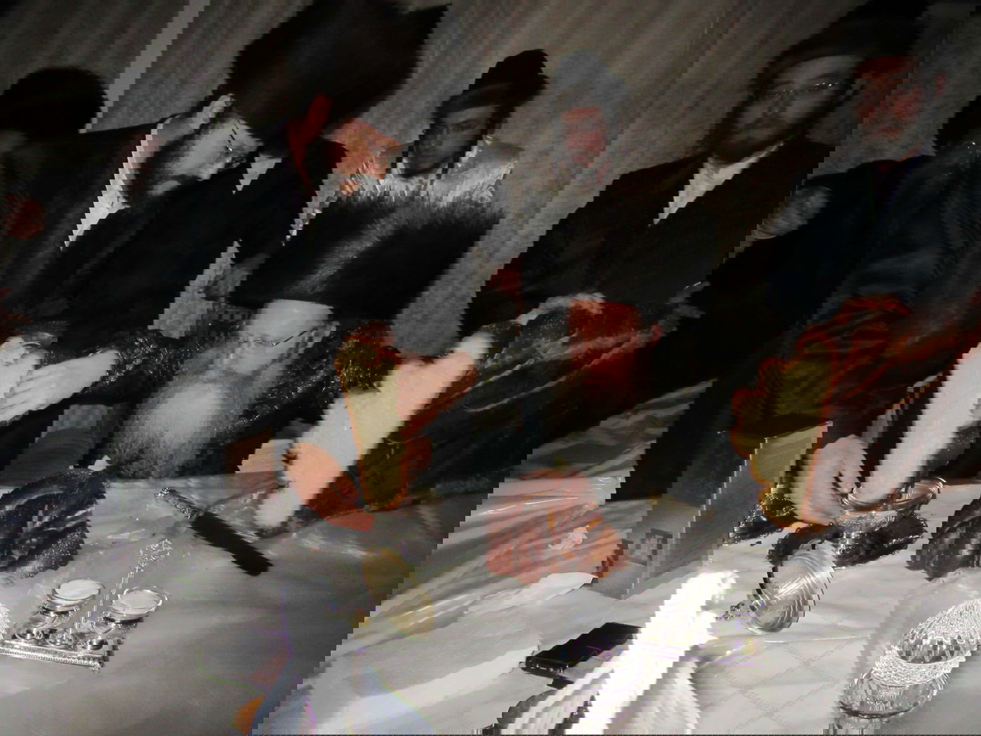 האדמו"ר רקד על השולחן; פורים בקרעטשניף קרית גת