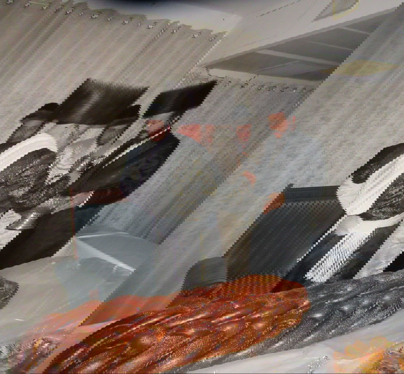 האדמו"ר רקד על השולחן; פורים בקרעטשניף קרית גת