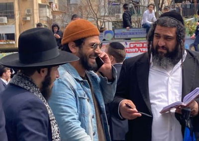 אביב אלוש בלוויה