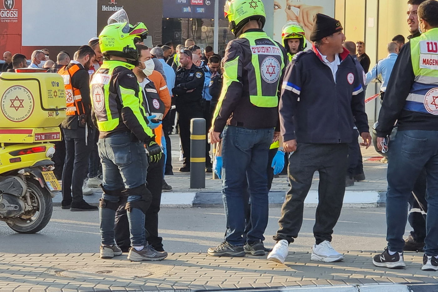 שמונה דקות של מסע רצחני בשלוש זירות | דקה אחר דקה