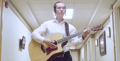 דודי קנופלר בסינגל חדש: "אהבת ישראל"