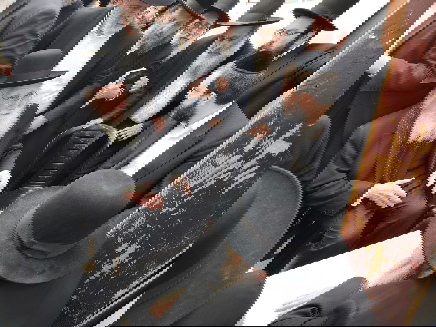 היום הרביעי • תיעוד הניחום בבית מרן הגר"ח זצוק"ל