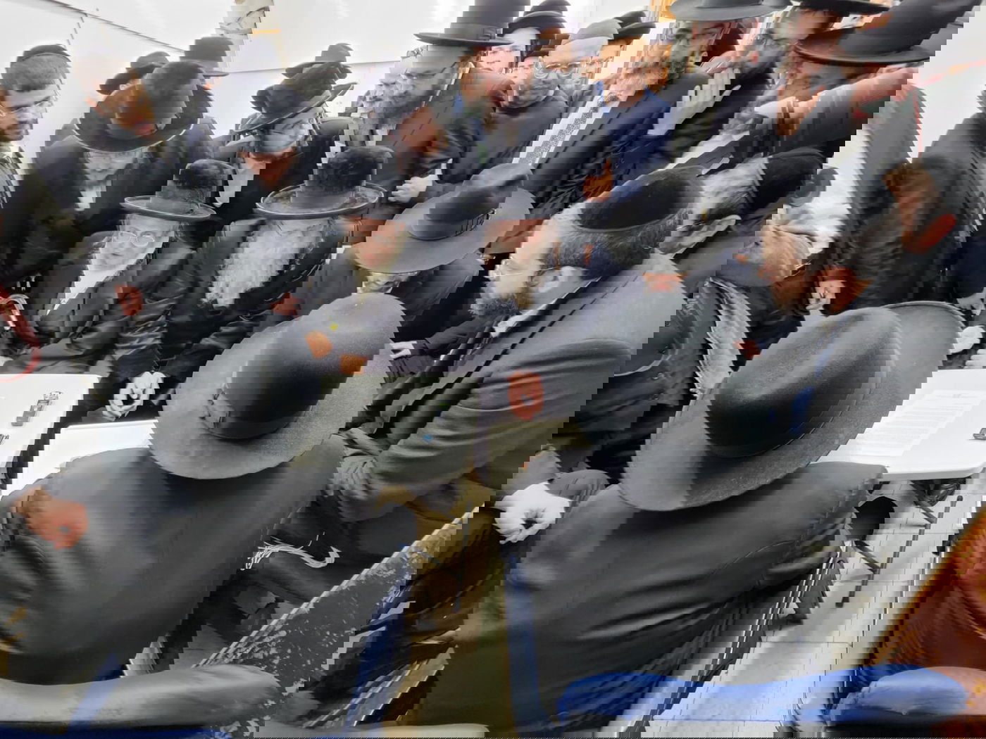 היום החמישי • תיעוד הניחום בבית מרן הגר"ח זצוק"ל