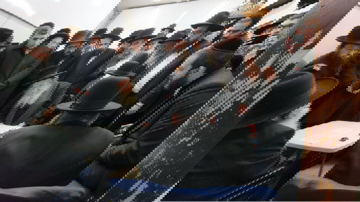 היום החמישי • תיעוד הניחום בבית מרן הגר"ח זצוק"ל