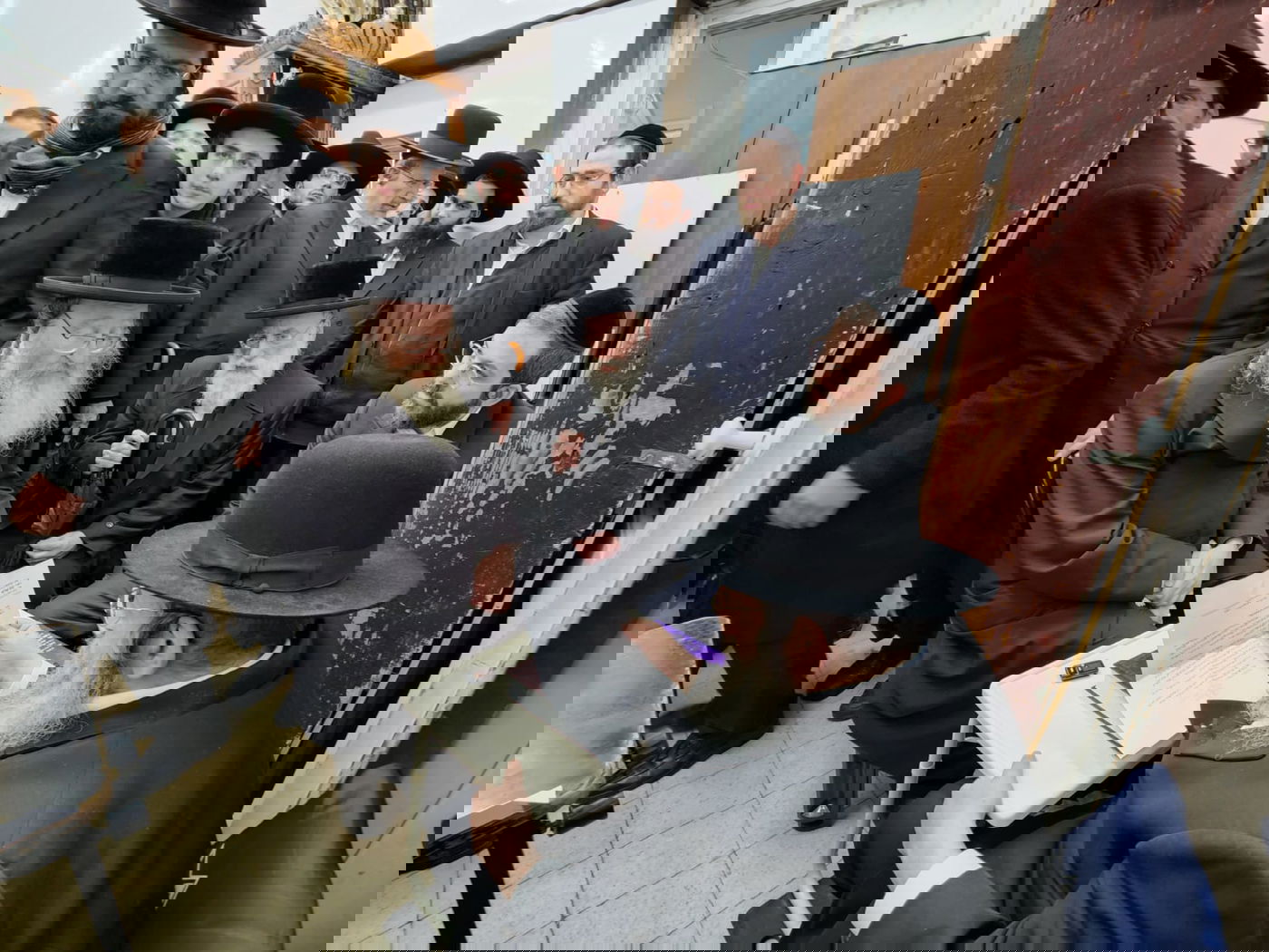 היום החמישי • תיעוד הניחום בבית מרן הגר"ח זצוק"ל