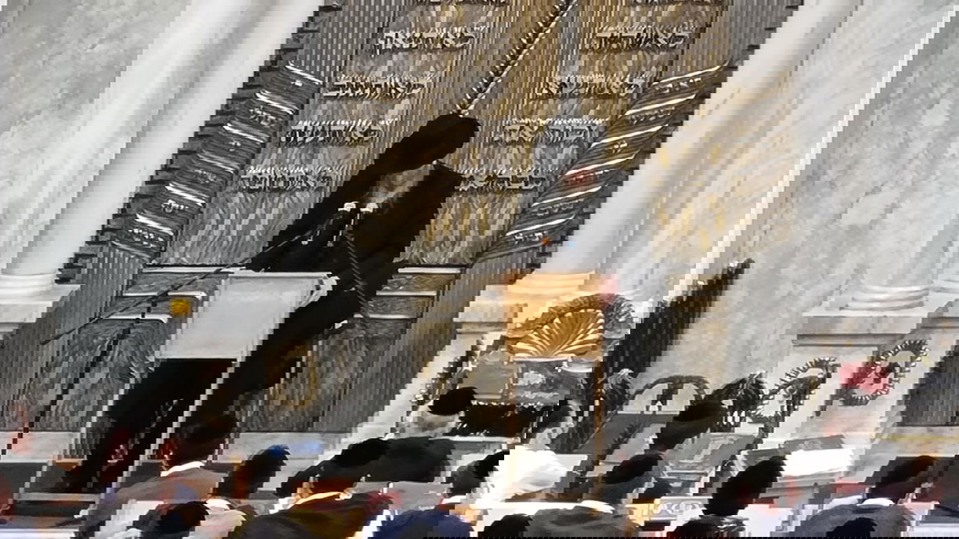 המשגיח הגאון רבי דן סגל: "חייבים להתנקות מהטומאה"