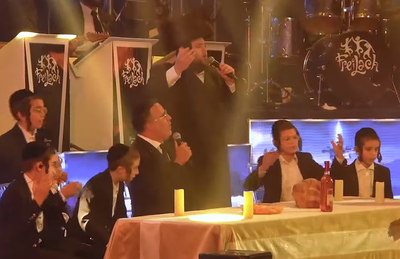 יעקב שוואקי, שמילי אונגר ו"יידישע נחת" במחרוזת שבת