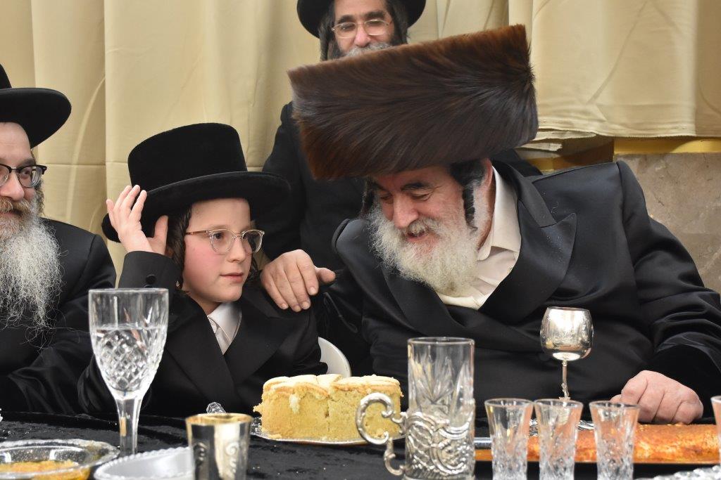 בר מצווה לנין האדמו"רים מויז'ניץ ונדבורנה